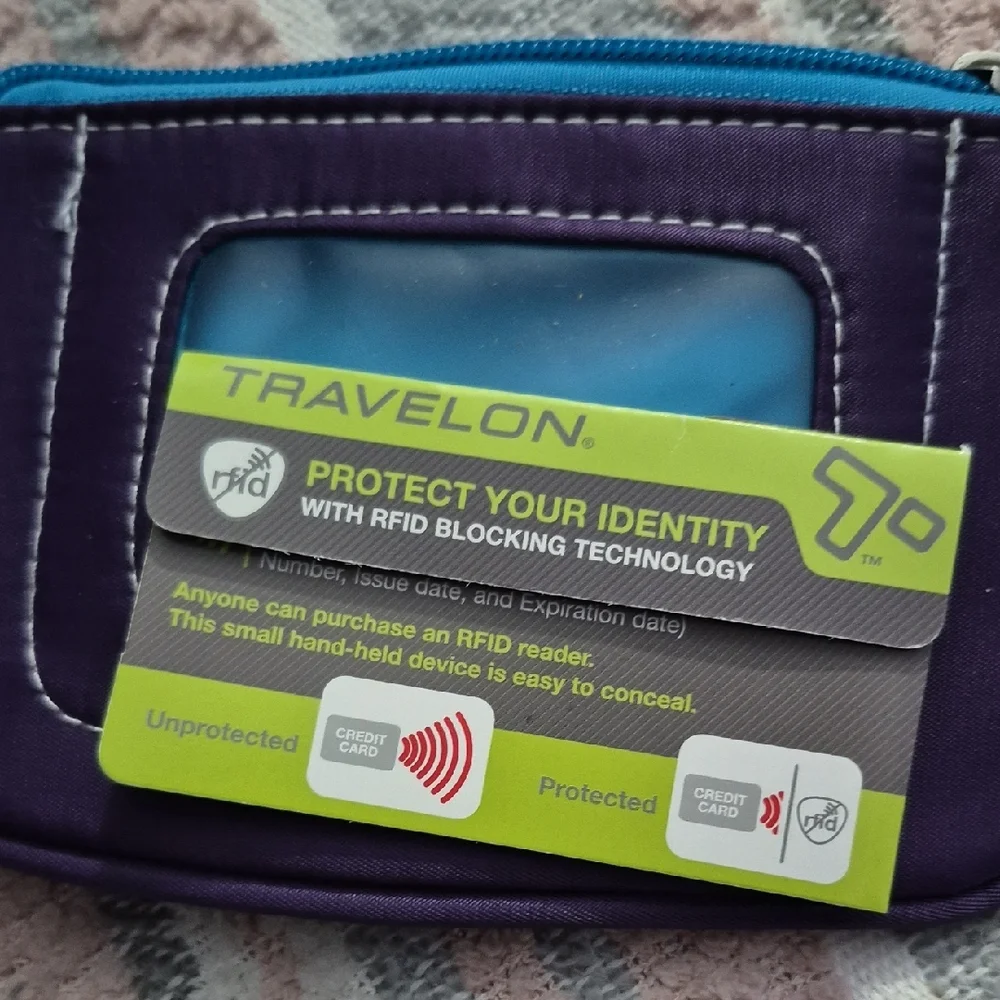 Travelon Purple RFID Blocking Wallet - Picture 3 of 4